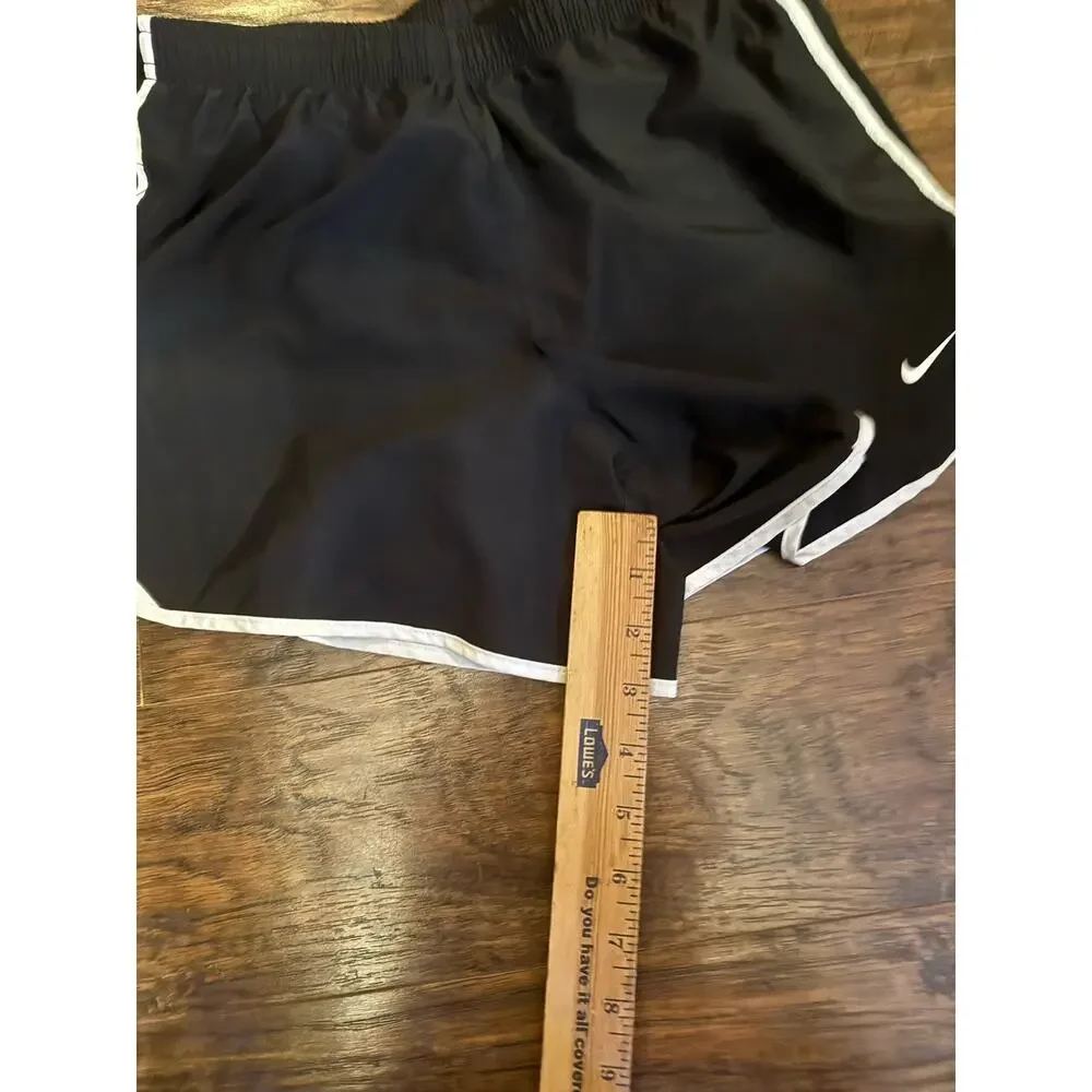 Girls Nike Shorts Size XL Black And White Youth Dri Fit